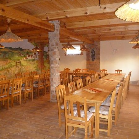 Penzion U Tomcalu Terezín エクステリア 写真