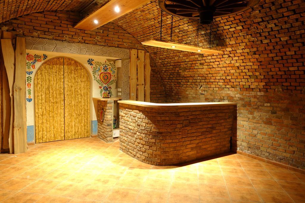 Penzion U Tomcalu Terezín エクステリア 写真